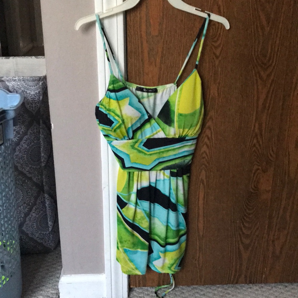 Sm Tank w/built in bra&tie back, silky material